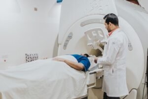 Stories para Médicos: Como Humanizar seu Perfil sem Perder a Postura Profissional